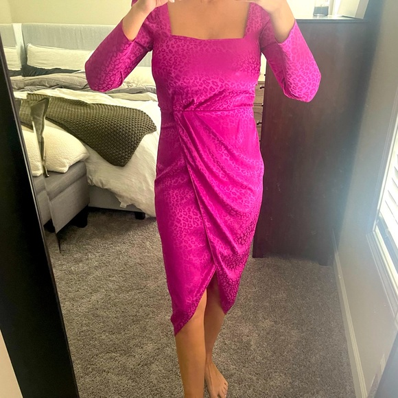 SAYLOR Dresses & Skirts - Saylor pink leopard print dress!